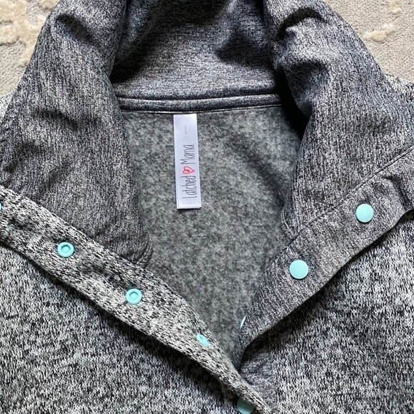 Jacket - Picture 2 of 4